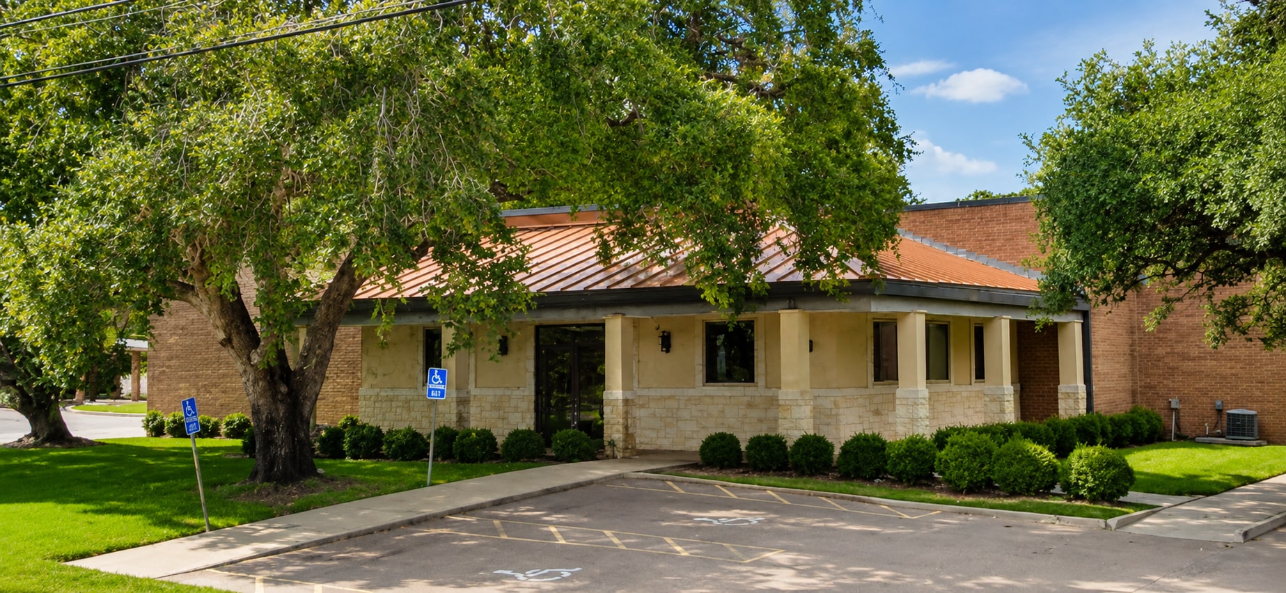 2501 N Navarro St, Victoria, TX à vendre Photo principale– Image 1 sur 18