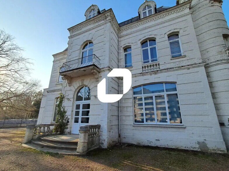 Bureau dans Saint-André-lez-Lille à louer - Photo de l’immeuble – Image 2 sur 7