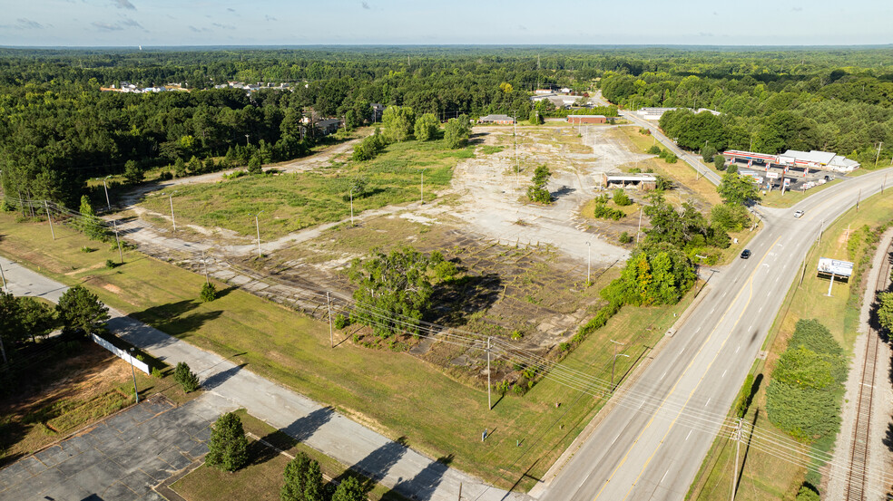 25 A B Jacks rd, Clinton, SC à louer - Photo de l’immeuble – Image 3 sur 7
