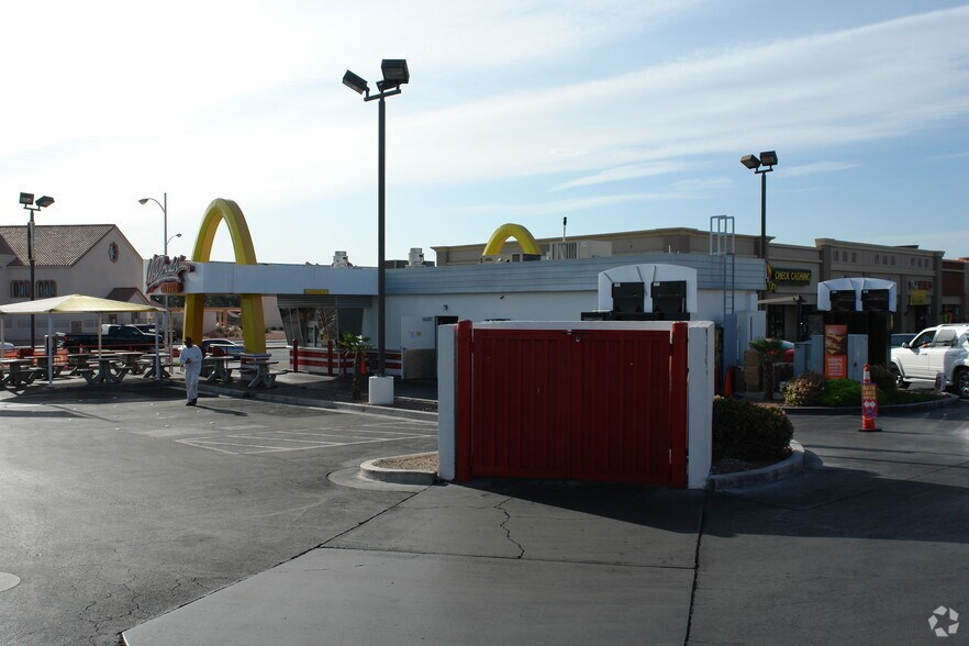 4105 S Eastern Ave, Las Vegas, NV à vendre - Photo de l’immeuble – Image 2 sur 3