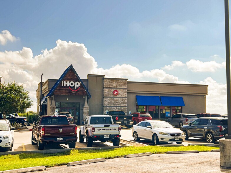 3300 E Main St, Alice, TX à vendre - Photo de l’immeuble – Image 2 sur 5