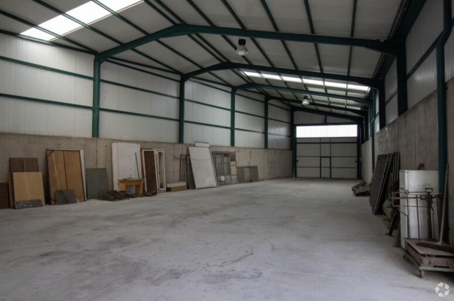 Industriel/Logistique dans Cantalejo, Segovia à vendre - Photo de l’immeuble – Image 3 sur 4