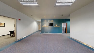1880 SW Merlo Dr, Beaverton, OR à louer Numérisation 3D Matterport– Image 1 sur 20