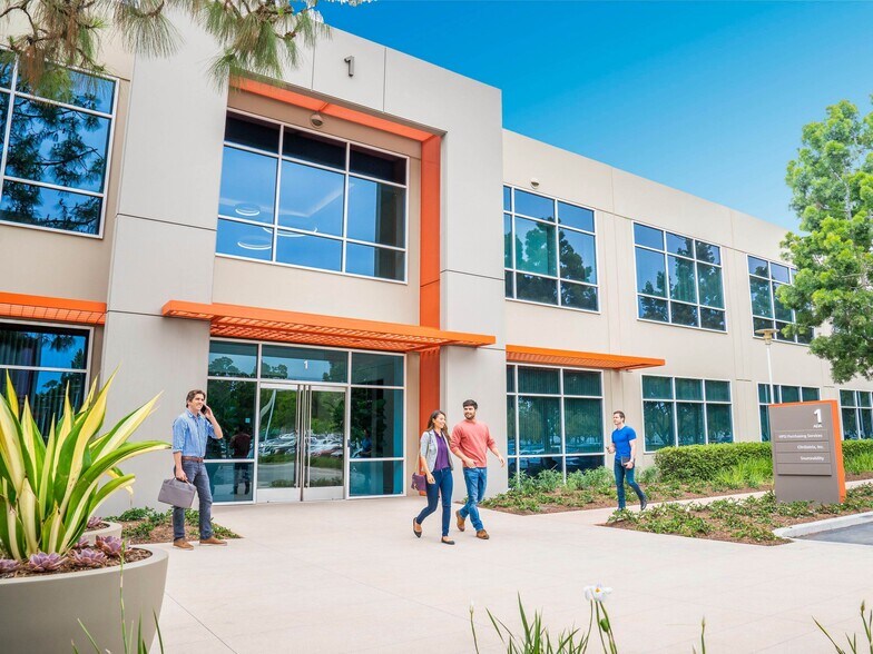 3 Ada St, Irvine, CA à louer - Photo de l’immeuble – Image 3 sur 21