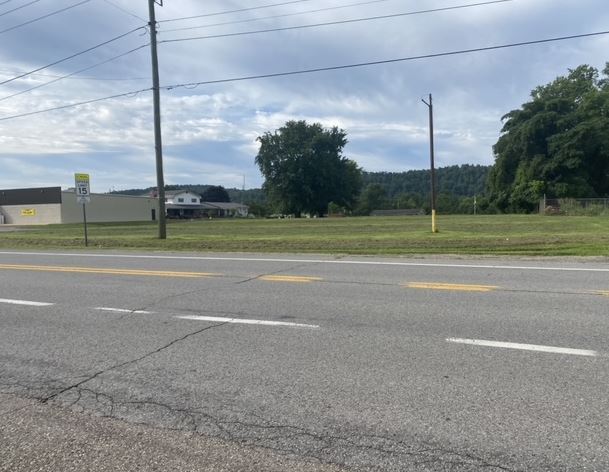 301 Roosevelt, Eleanor, WV à louer Photo de l’immeuble– Image 1 sur 7