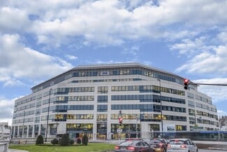 Plus de détails pour 2-6 Place Du General De Gaulle, Antony - Bureau, Local d'activités à louer