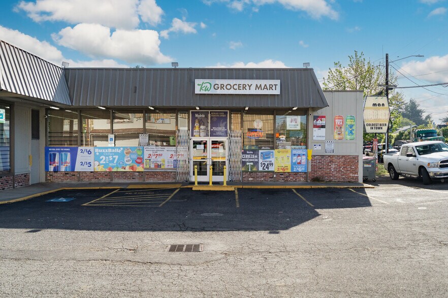 Killingsworth retail Portfolio portefeuille de 2 biens à vendre sur LoopNet.fr - Photo de l’immeuble – Image 3 sur 15