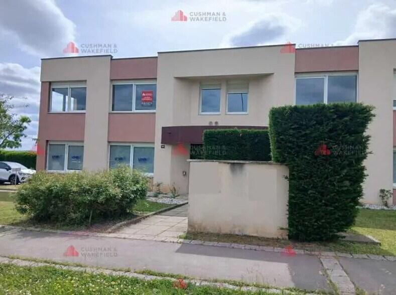 Bureau dans Dijon à louer - Photo de l’immeuble – Image 1 sur 5