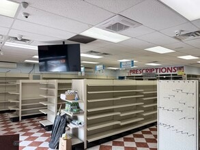 613-613 Westchester Ave, Bronx, NY à louer Photo intérieure– Image 2 sur 13