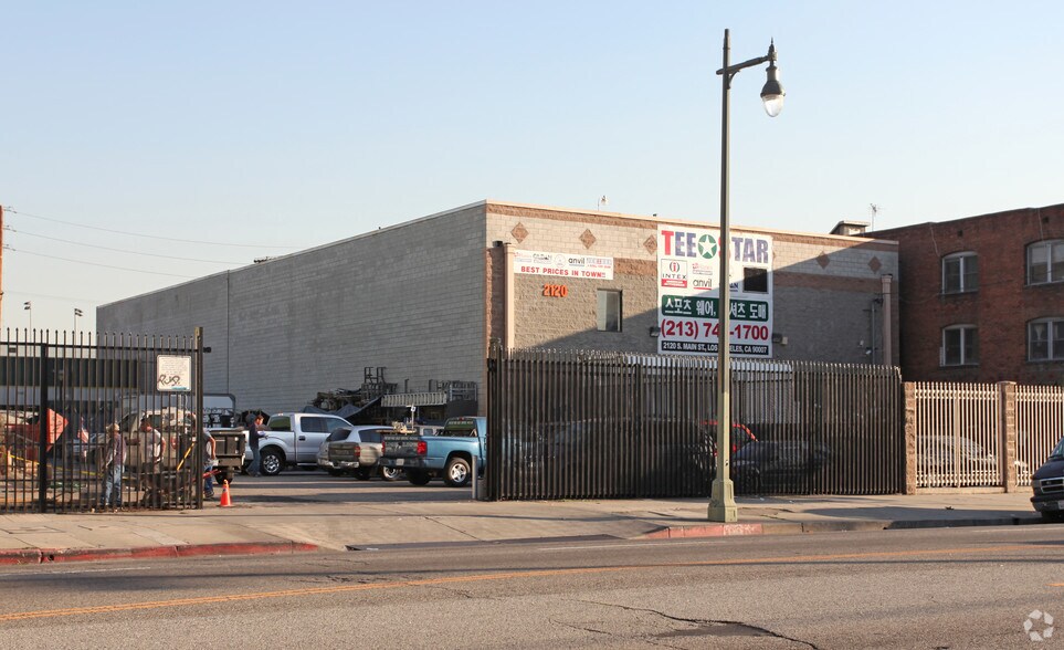 2120 S Main St, Los Angeles, CA à vendre - Photo principale – Image 1 sur 18
