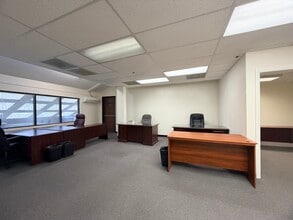 7422 Garvey Ave, Rosemead, CA à louer Photo intérieure– Image 1 sur 6