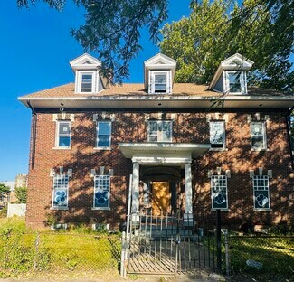 Plus de détails pour 742-744 Clinton Ave, Newark, NJ - Bureau à vendre