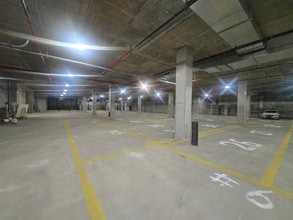 26-01 4th St, Astoria, NY à louer Photo de l’immeuble– Image 2 sur 10