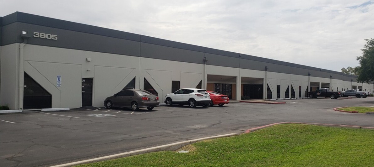 3901-3911 W Van Buren St, Phoenix, AZ à louer Photo de l’immeuble– Image 1 sur 15