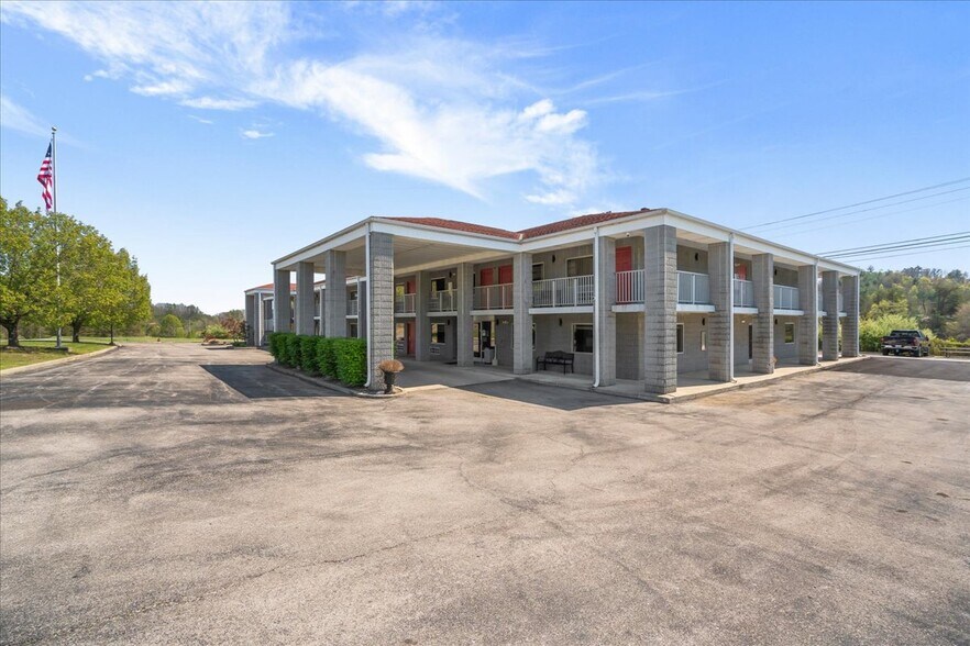 182 Quillens Chapel Rd, Campton, KY à vendre - Photo de l’immeuble – Image 3 sur 81