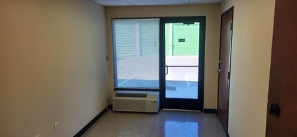 13575 Goldmark Dr, Dallas, TX à louer Photo intérieure– Image 2 sur 5