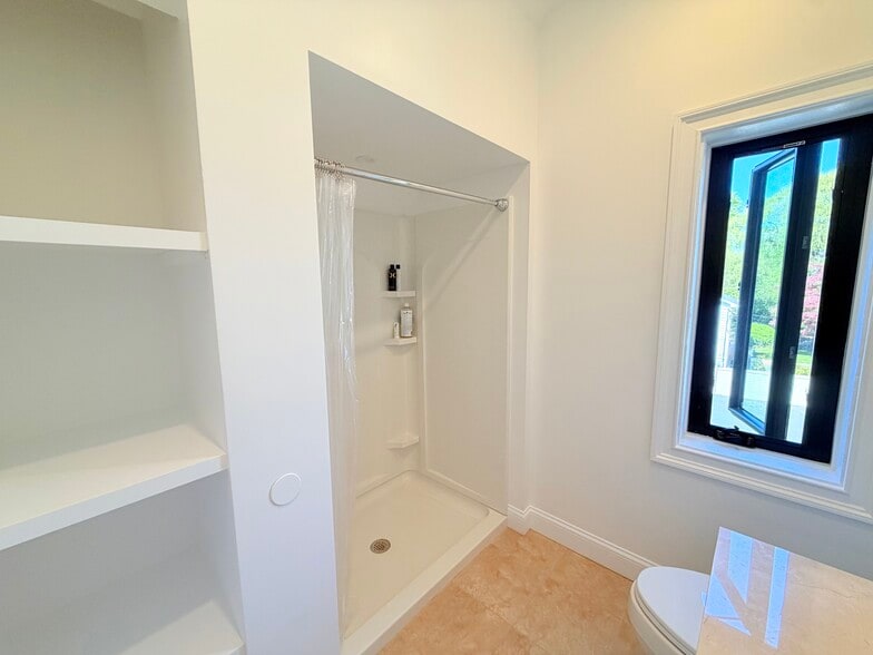 31 Saint Roch Ave, Greenwich, CT à louer - Photo intérieure – Image 2 sur 19