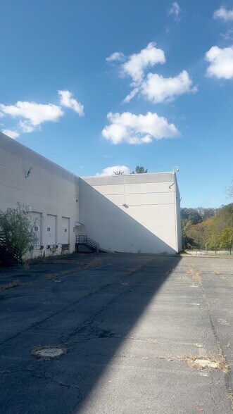 8700-8724 Jericho City Dr, Landover, MD à louer - Vidéo sur l’annonce professionnelle – Image 2 sur 22