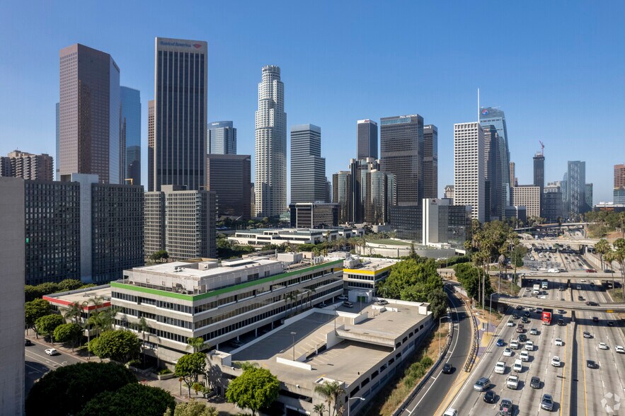 The Park DTLA 5 Building Office Park portefeuille de 5 biens à vendre sur LoopNet.fr - Photo de l’immeuble – Image 2 sur 25