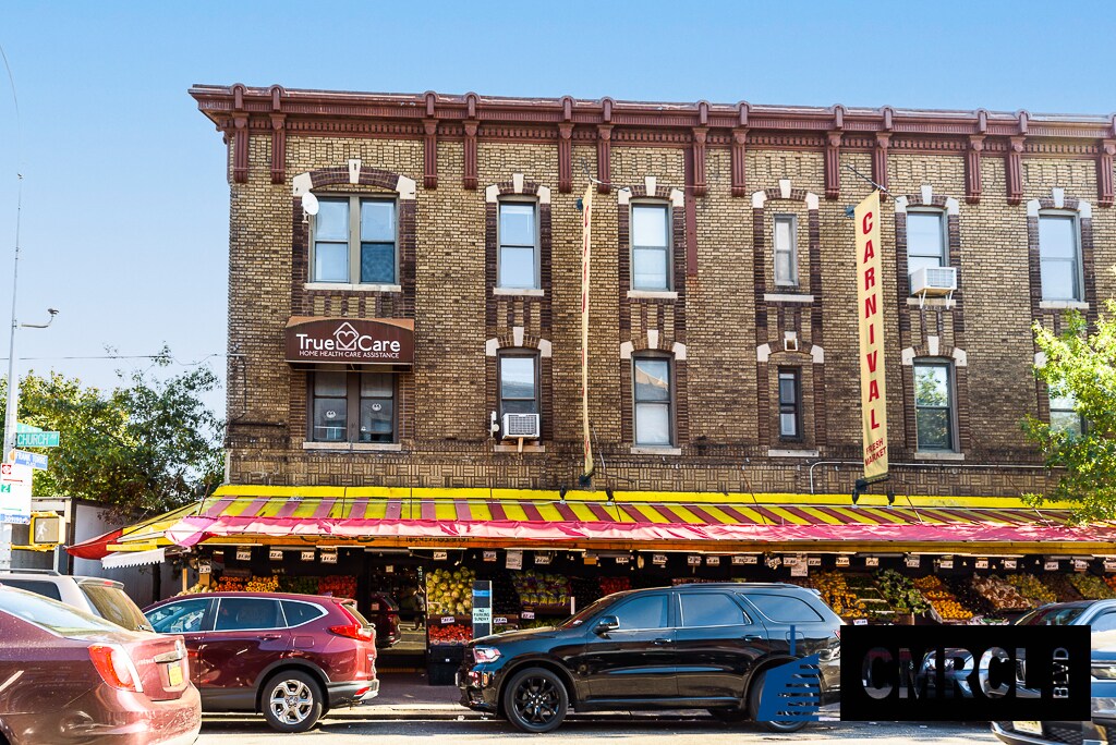 131 Beverley, Brooklyn, NY à louer Photo de l’immeuble– Image 1 sur 40