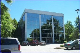 24 Airport Rd, West Lebanon, NH à louer - Photo de l’immeuble – Image 2 sur 4