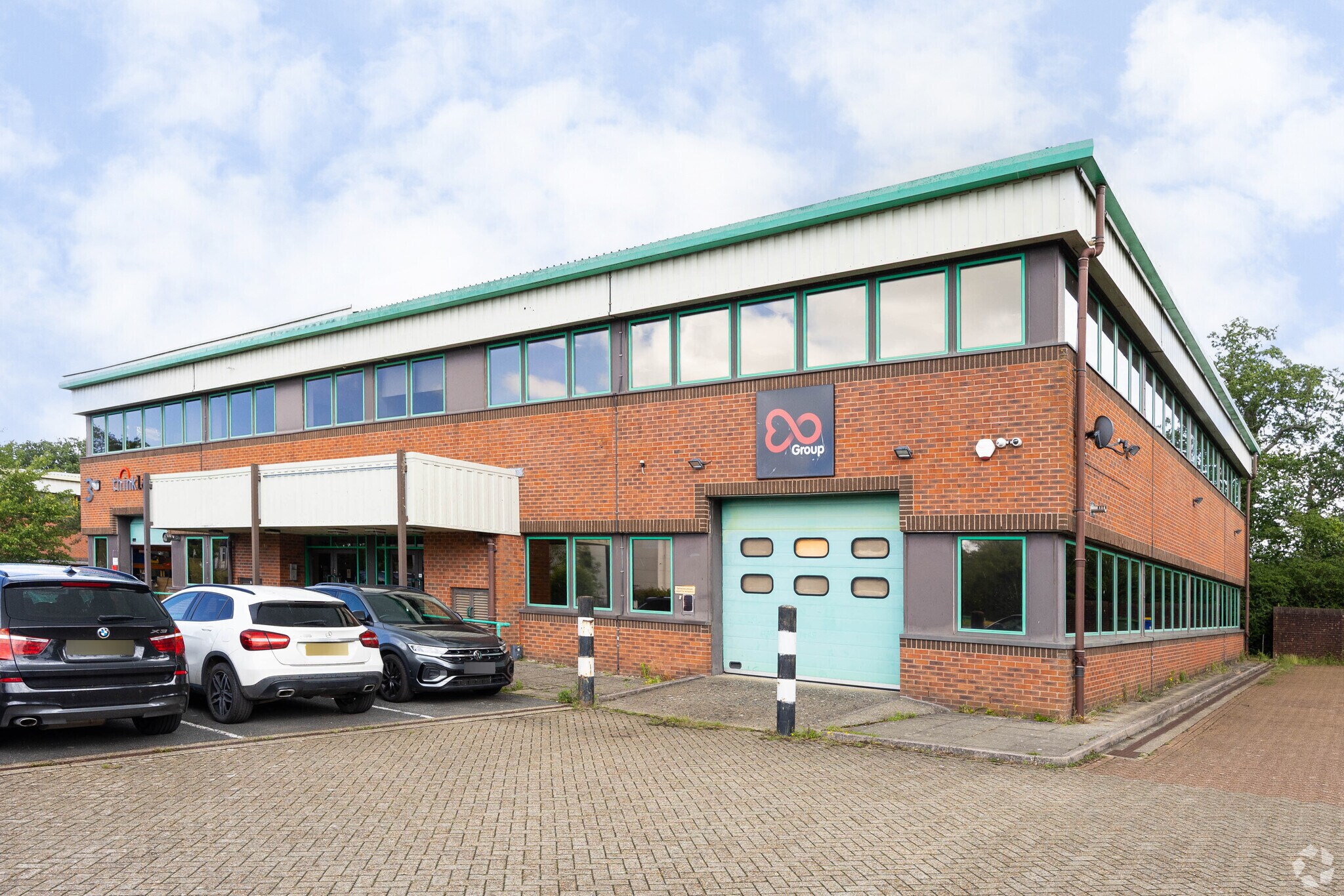 Perrywood Business Park, Redhill à louer Photo principale– Image 1 sur 3