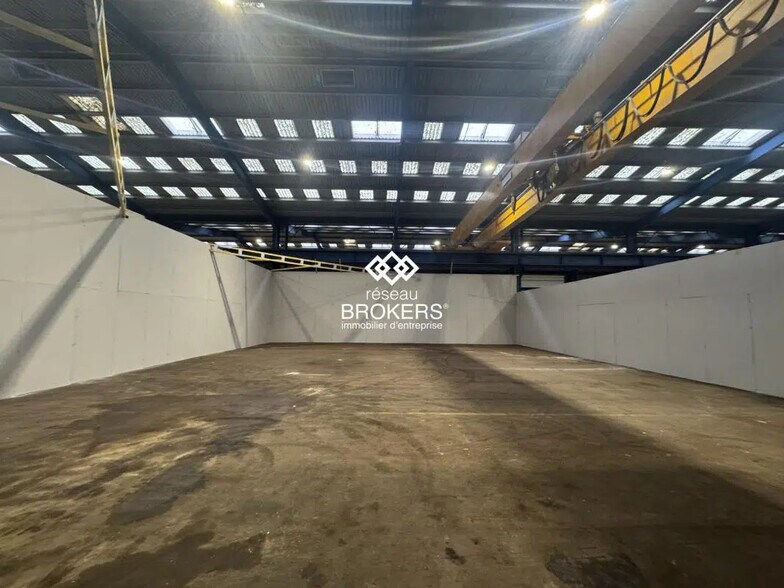 Industriel/Logistique dans Mitry-Mory à louer - Photo de l’immeuble – Image 1 sur 1