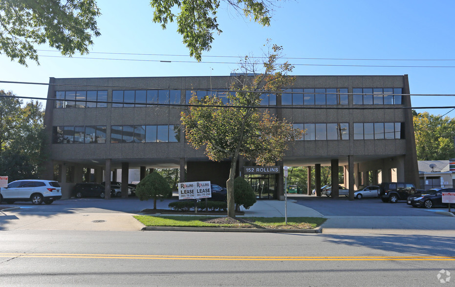 152 Rollins Ave, Rockville, MD à louer - Photo de l’immeuble – Image 2 sur 3