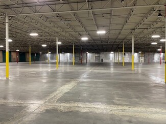 Plus de détails pour 2020-2040 Williams Rd, Columbus, OH - Industriel/Logistique à louer