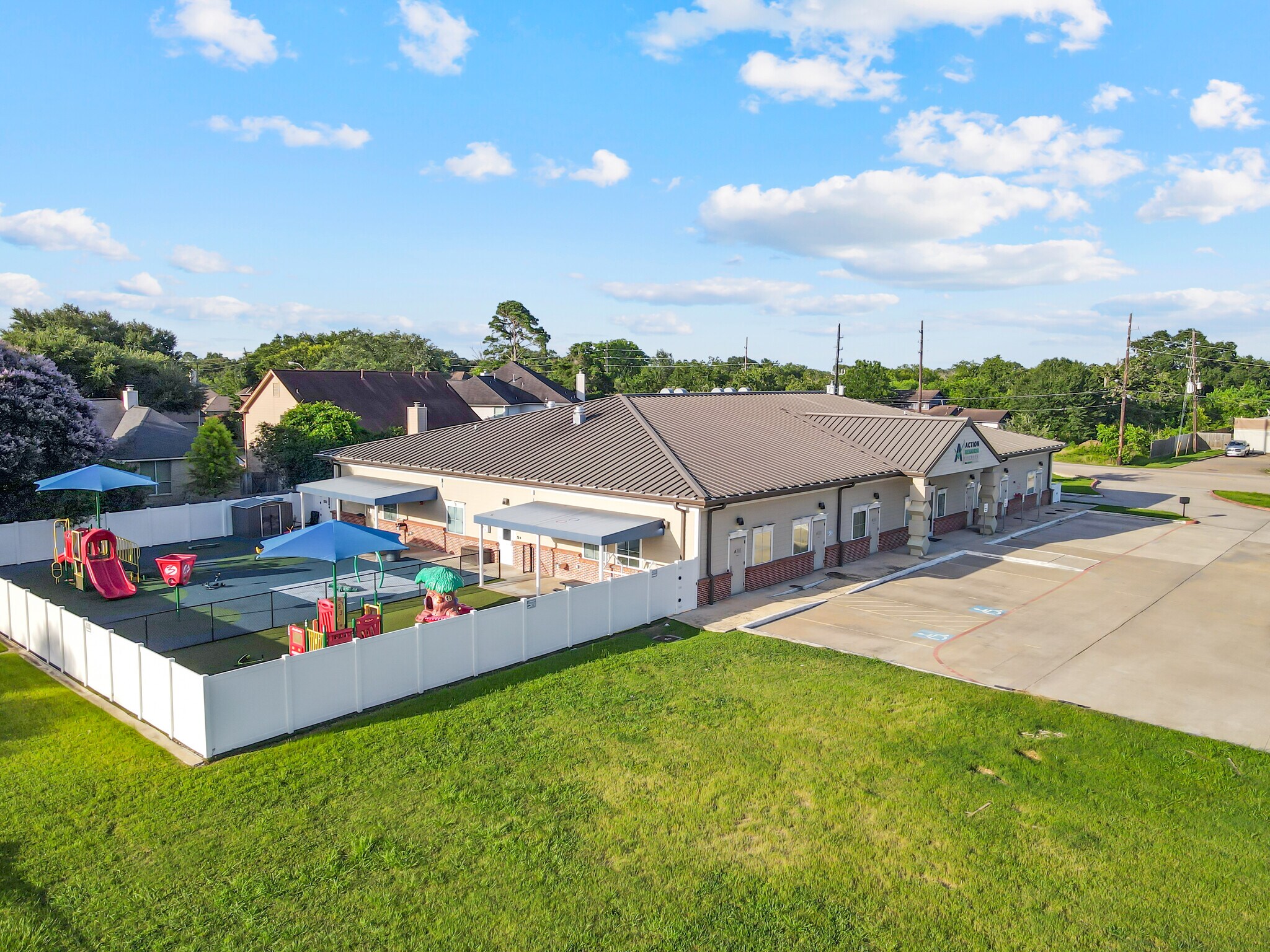 15606 W Airport Blvd, Sugar Land, TX à vendre Photo de l’immeuble– Image 1 sur 12