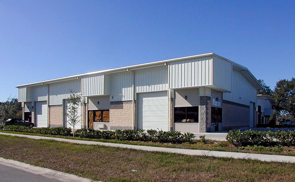 565 Frederica Ln, Dunedin, FL à louer Photo de l’immeuble– Image 1 sur 54