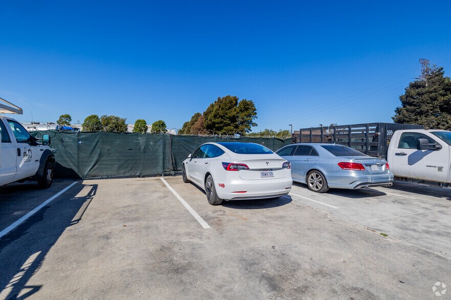 3487 Collins Ave, Richmond, CA à louer - Photo de l’immeuble – Image 3 sur 18