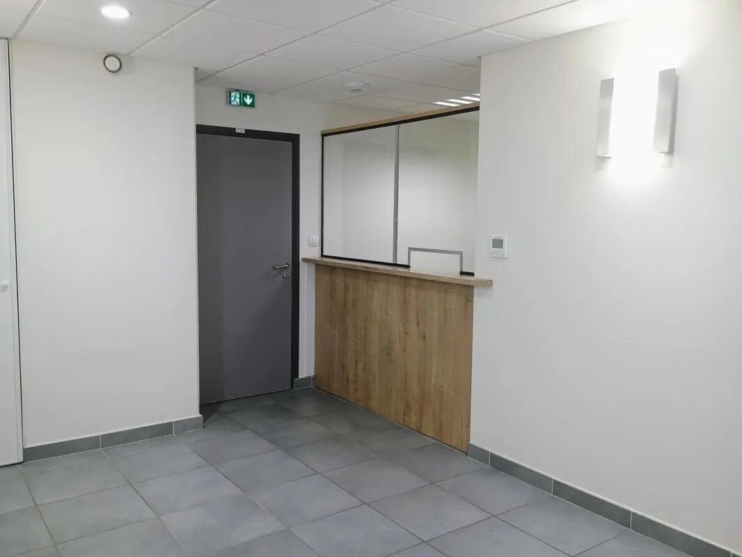 2 Rue Geneviève Anthonioz De Gaulle, Saint-Vallier à louer Photo intérieure– Image 1 sur 13