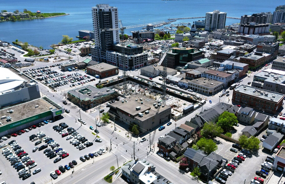 64 Barrack St, Kingston, ON à louer - Aérien – Image 2 sur 3