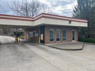Plus de détails pour 373 W Main St, Sutton, WV - Local commercial à louer