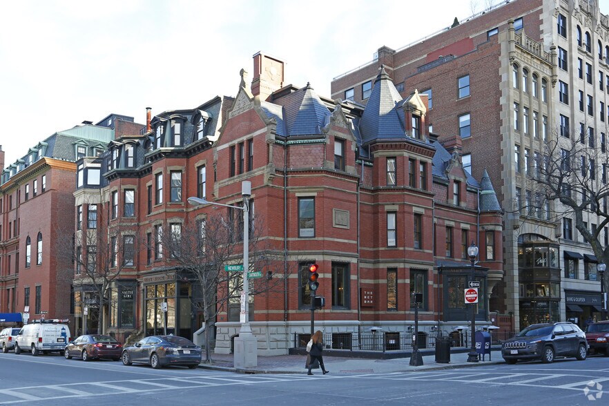 277-281 Dartmouth St, Boston, MA à louer - Photo de l’immeuble – Image 1 sur 2