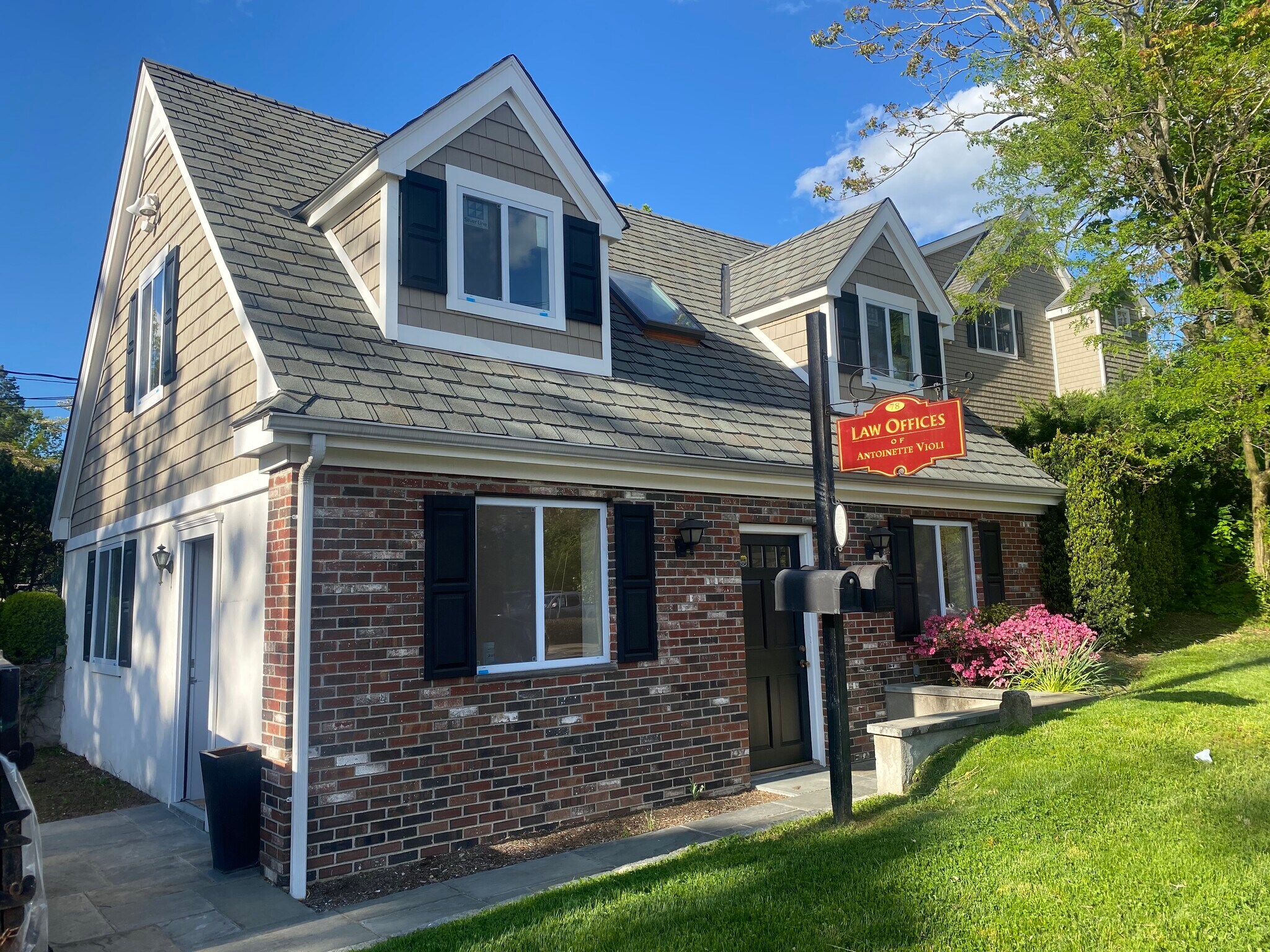 78 E Putnam Ave, Cos Cob, CT à louer Photo principale– Image 1 sur 8