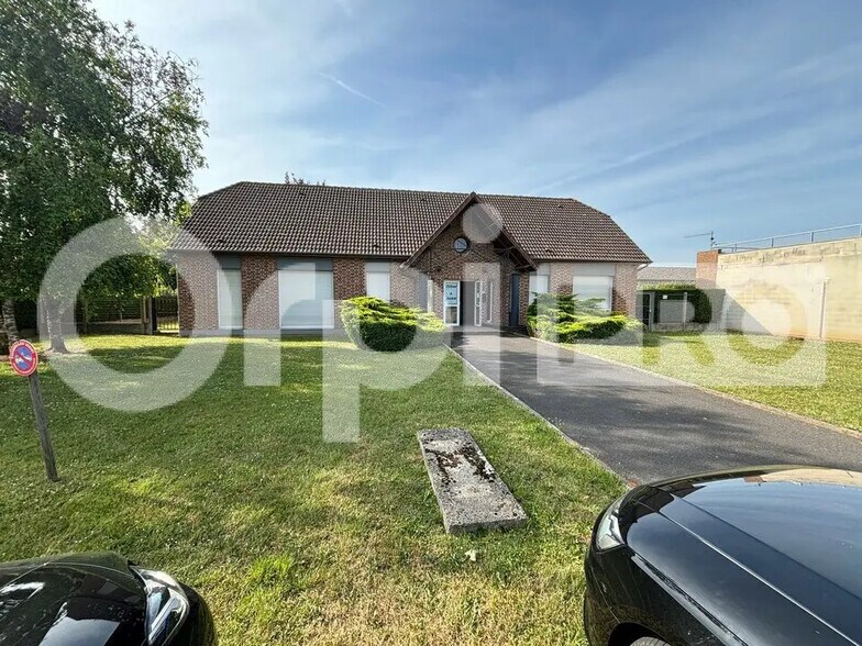 Bureau dans Arras à vendre - Photo de l’immeuble – Image 1 sur 12