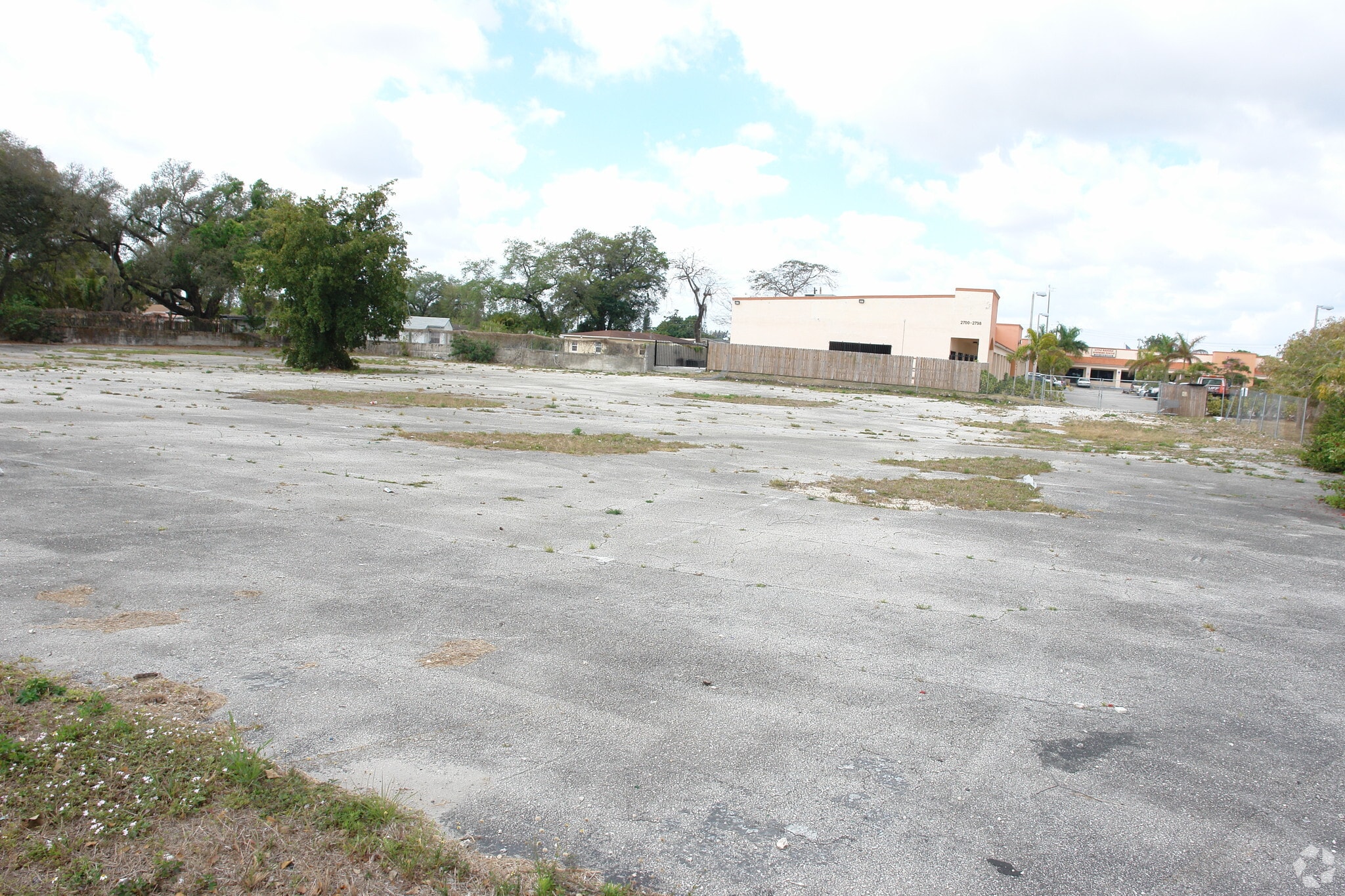 16500 NW 27th Ave, Opa-locka, FL à vendre Photo principale– Image 1 sur 4