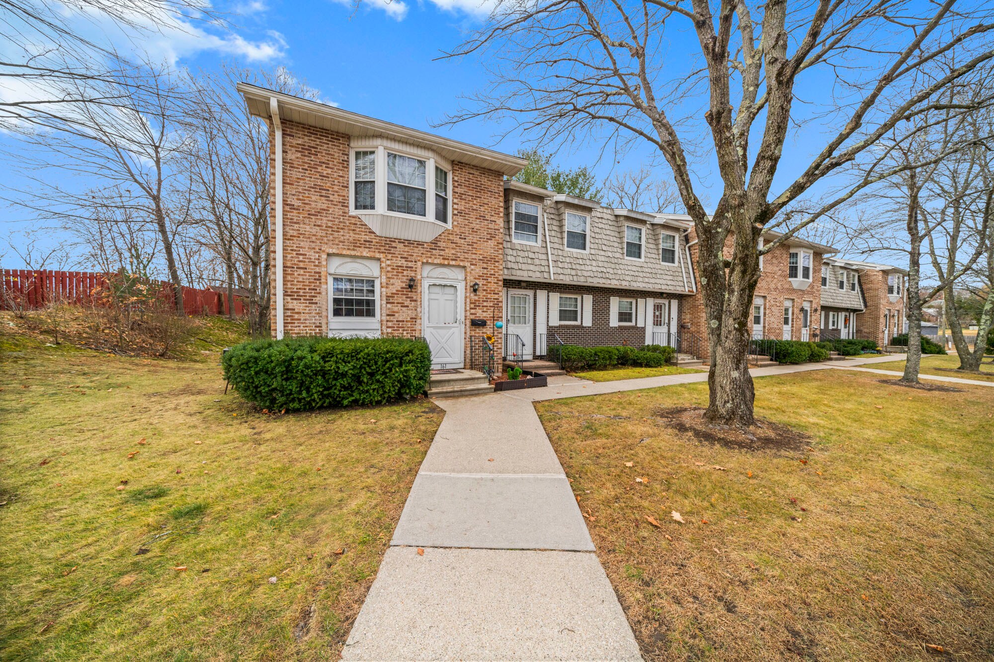 161-175 Kinney St, Torrington, CT à vendre Photo principale– Image 1 sur 26