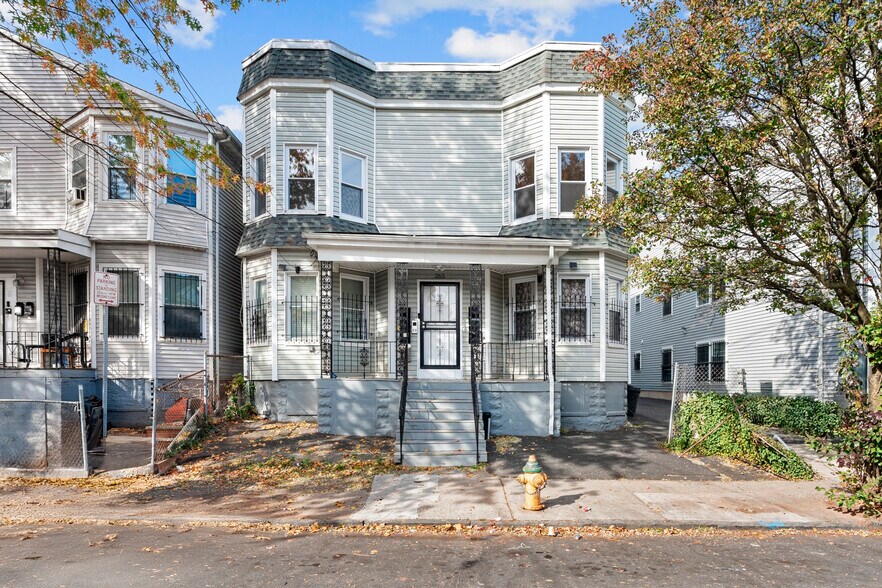 265 S 8th St, Newark, NJ à vendre - Photo de l’immeuble – Image 2 sur 27