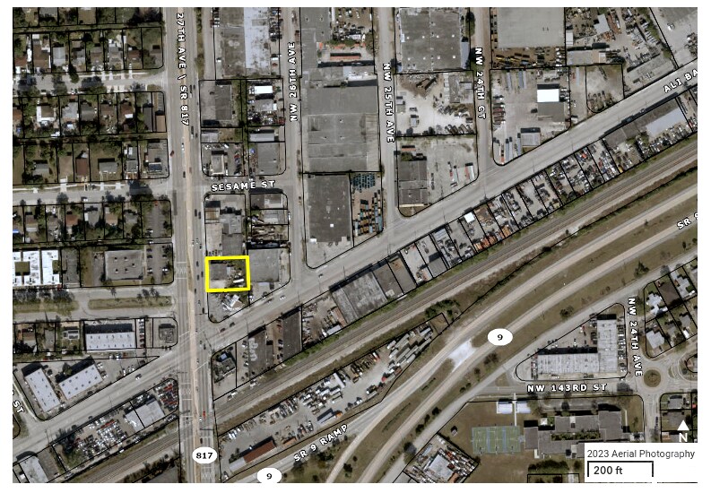 14441 NW 27th Ave, Opa Locka, FL à vendre - Aérien – Image 1 sur 9