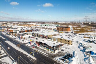 328-330 Boul Curé-Labelle, Laval, QC - Vue aérienne vue de carte