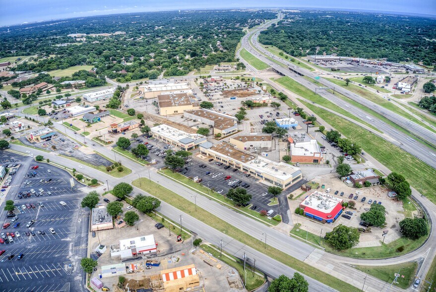 5801 W Interstate 20, Arlington, TX à louer - Photo de l’immeuble – Image 2 sur 15