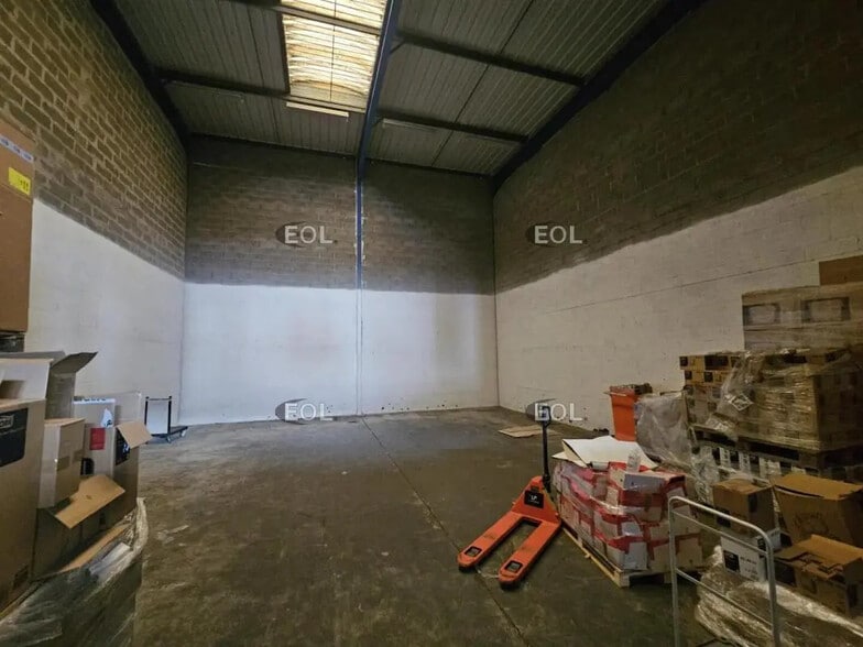 Local d’activités dans Vitry-sur-Seine à louer - Photo intérieure – Image 2 sur 8