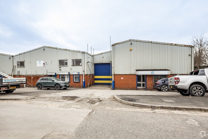 Honeywell Ln, Oldham à louer - Photo de l’immeuble – Image 2 sur 19