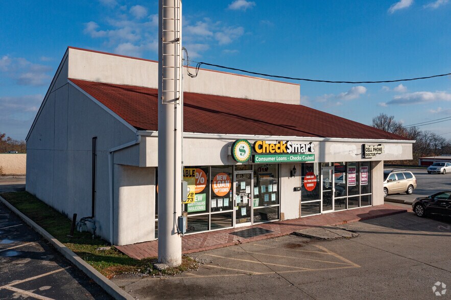 5450-5452 North Bend Rd, Cincinnati, OH à louer - Photo de l’immeuble – Image 1 sur 4
