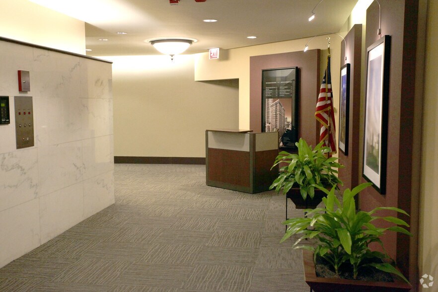 111 N Wabash Ave, Chicago, IL à louer - Photo intérieure – Image 3 sur 176