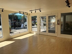 1372 N Main St, Walnut Creek, CA à louer Photo intérieure– Image 1 sur 8