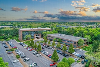 8008 Corporate Center Dr, Charlotte, NC - VUE AÉRIENNE  vue de carte - Image1
